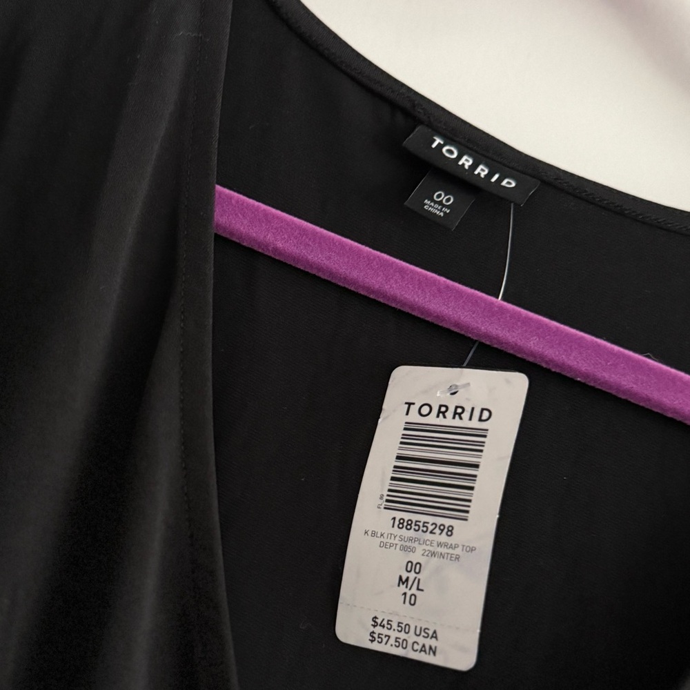 NWT Torrid Plus Size 00 Black Studio Knit Surplice Wrap Long Sleeve Top - Picture 3 of 11